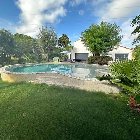 1070 Villa