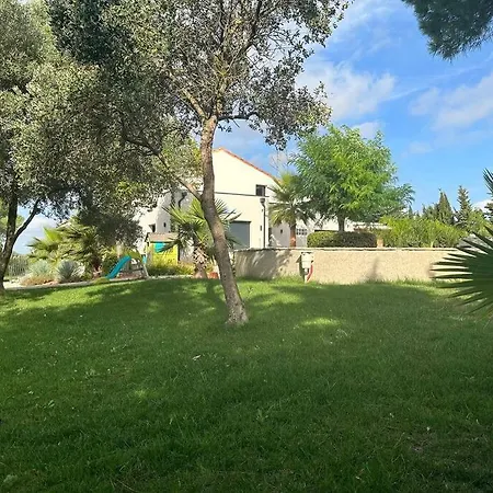 1070 Villa Agde