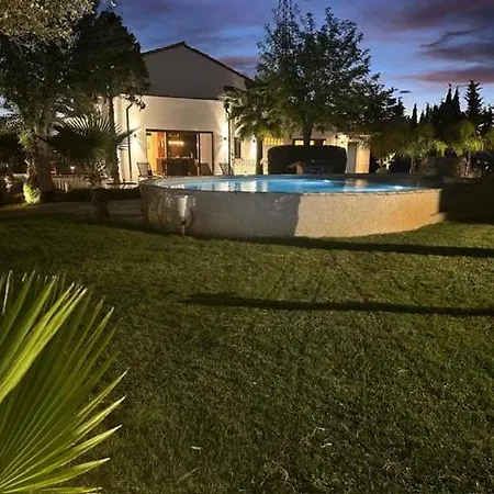 1070 Villa Agde